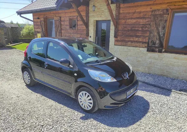 małopolskie Peugeot 107 cena 18200 przebieg: 98000, rok produkcji 2008 z Tarnów